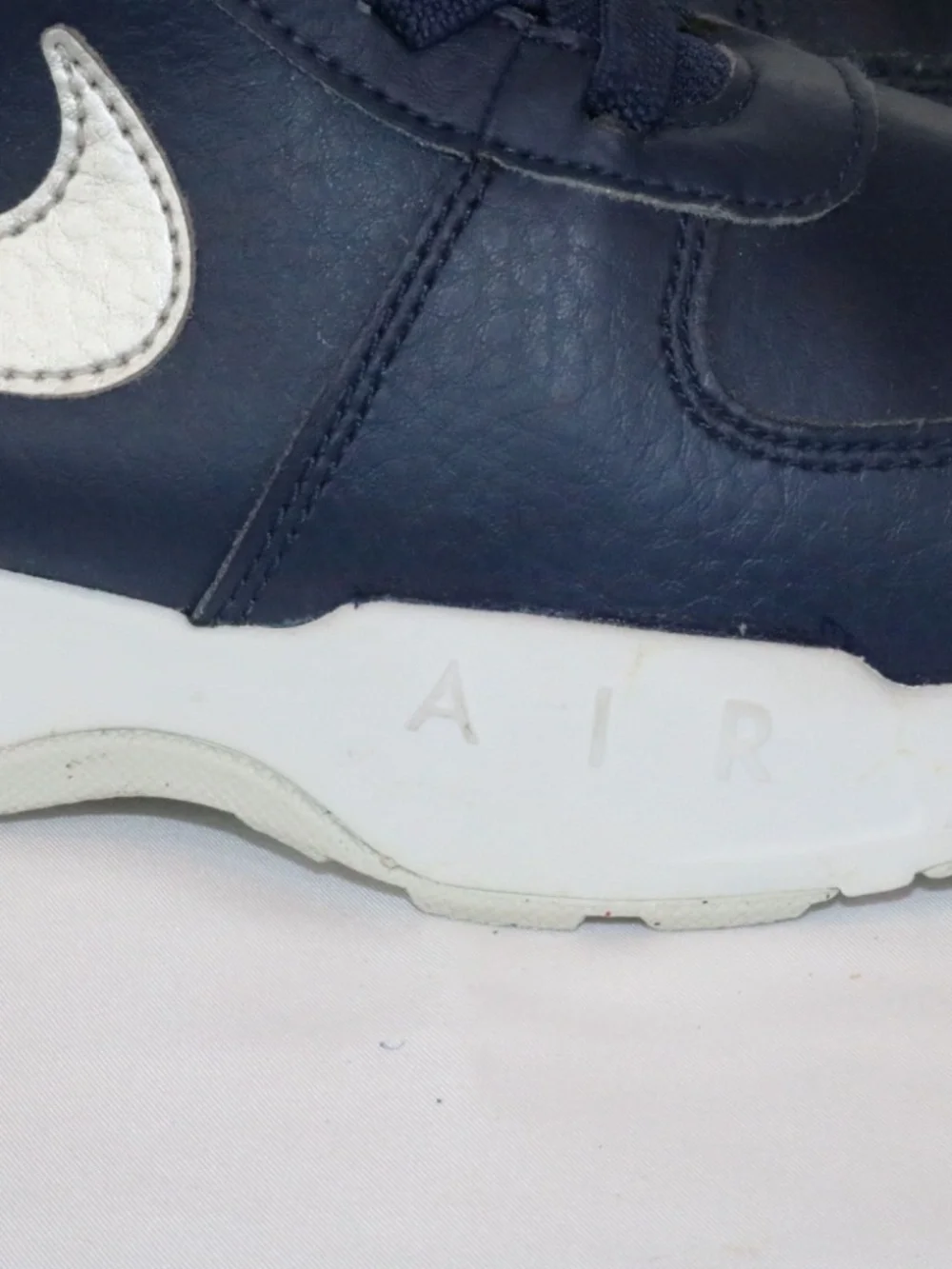 Nike notes all